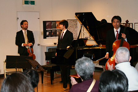 トリオ・アコード